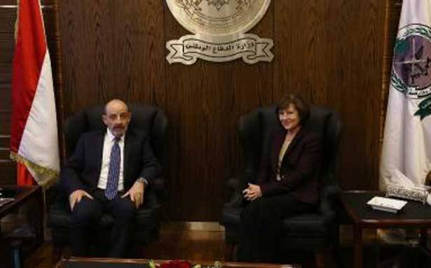سفيرة أميركا بحثت دعم الجيش
مع عون والصراف