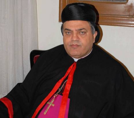 بعد فصله من الأبرشية.. هذا مصير المطران الياس نصار