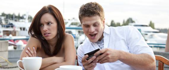 8 "حماقات" تجنّب ارتكابها في موعدك الغرامي الأول