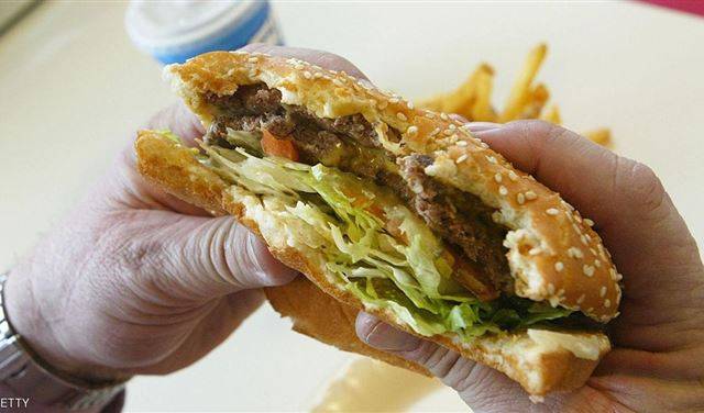 10 طرق "لتخدع" نفسك وتشعر بالشبع