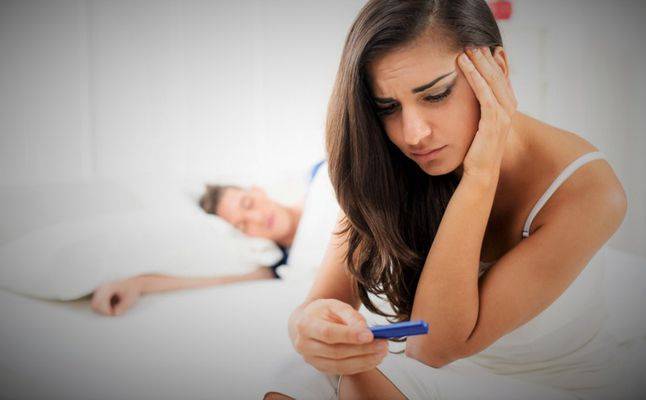 كيف يؤثر نوم زوجك على فرصك في الحمل؟!