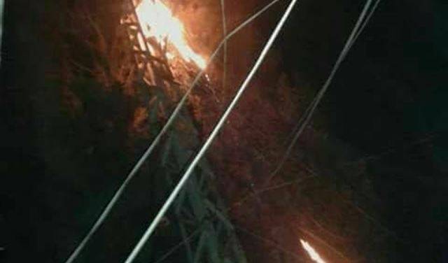 إشتعال عمود إنارة في كفرشلان الضنية
