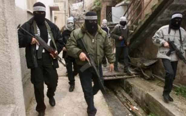 تسجيل للعاصي: انصياع لـ«داعش»... وشتائم وتهديدات
