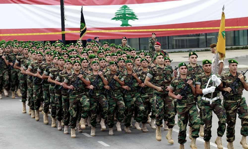 حسم شبه نهائي لاسم قائد الجيش الجديد...
القلق من «الارهاب» يسرّع التعيينات العسكرية