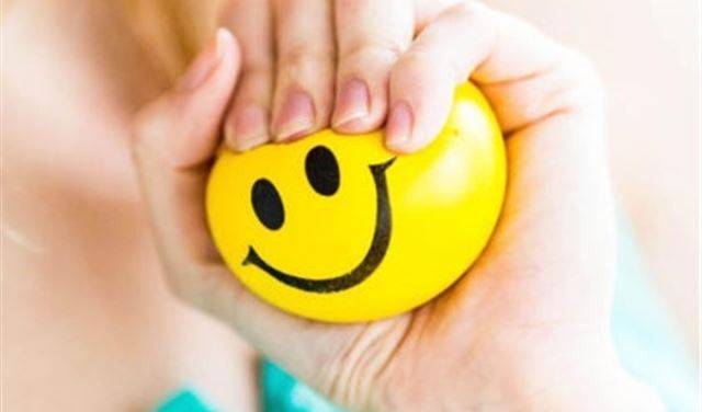 كيف يتم التخلص من مشاكل أصابع اليد؟