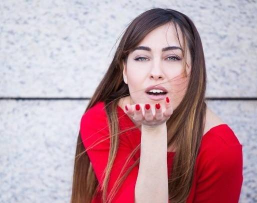 وعدت بممارسة الجنس مع 19 مليون رجل والسبب؟!