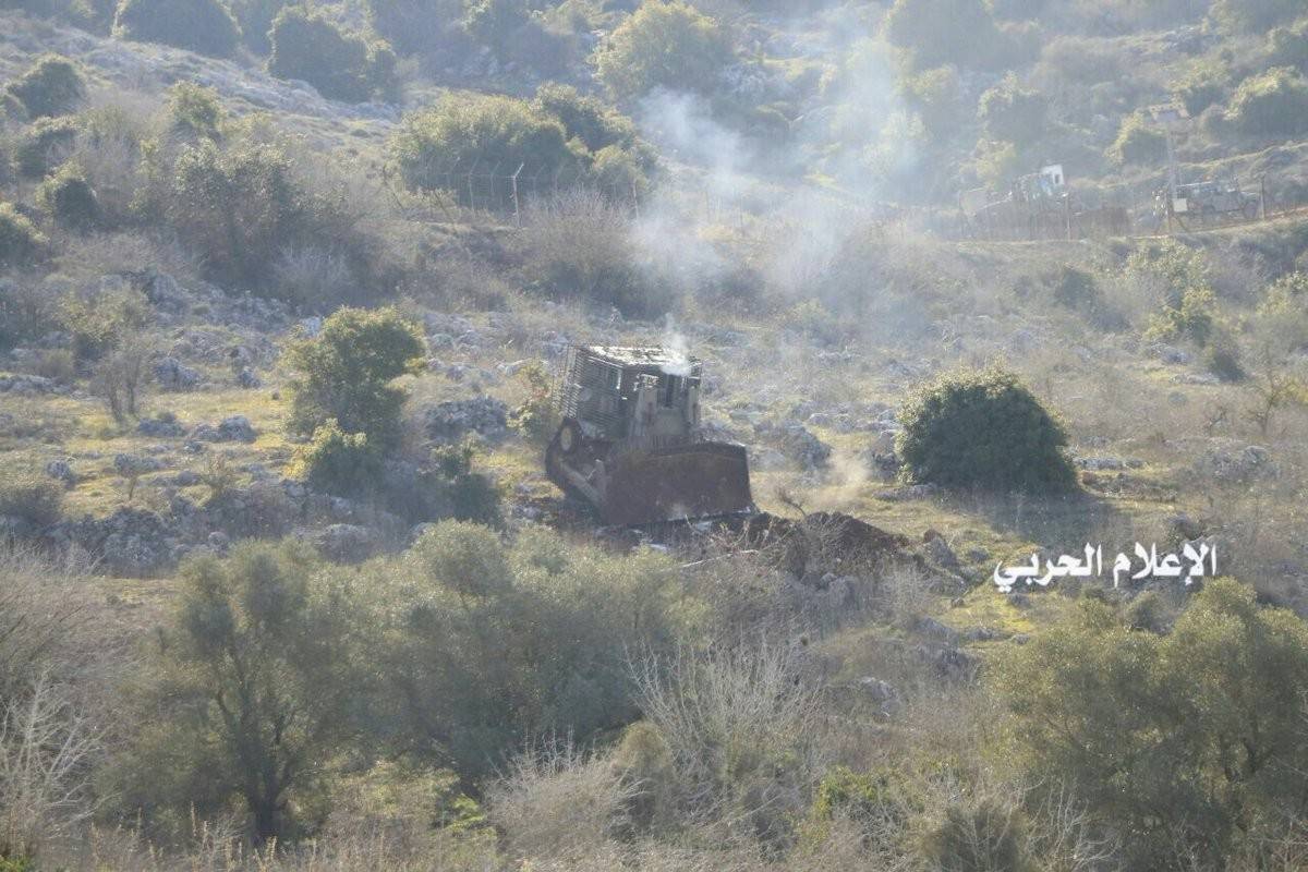 بالصور.. هذا ما فعلته اسرائيل صباح اليوم في خراج ميس الجبل