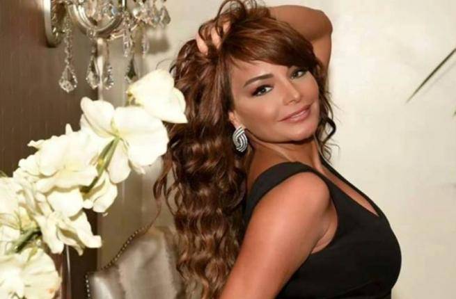 تولين البكري تطلقت بسبب عذريتها وابنتها تكرهها!