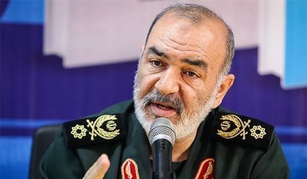 العميد سلامي: مؤامرات اميركا لن تؤثر على عزيمة الشعب الايراني