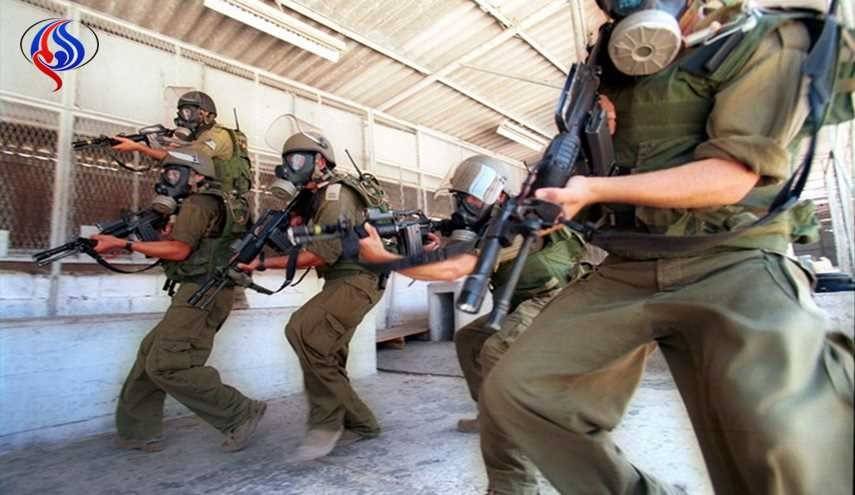 إنتفاضة الأسرى الفلسطينيين تشتعل .. والاحتلال يتوعد