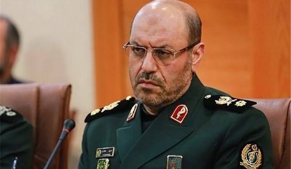 ايران تكشف عن 5 انجازات عسكرية من صناعاتها الدفاعية