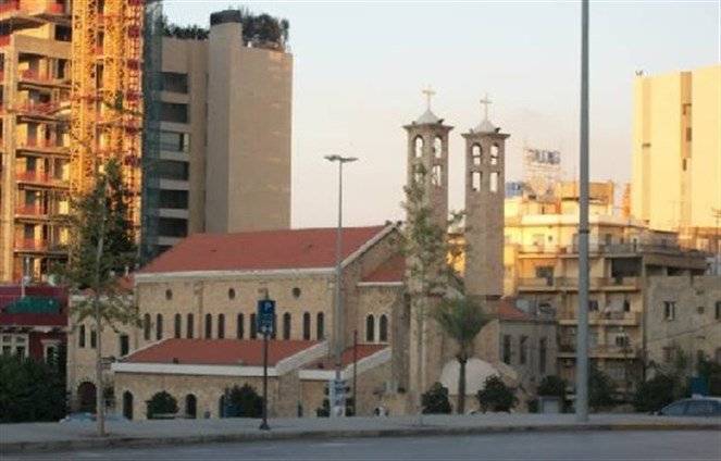 تمثال مار مارون وذخائره من إيطاليا إلى بيروت