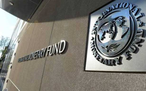 الهندسة الماليّة أدّت الى تقلّص كلفة التمويل للقطاعين العام والخاص
تقرير لصندوق النقد الدولي يُشيد بالفوائض الأوليّة المحقّقة
ويعتبر أنّ مُستويات الدين لا تزال مُرتفعة