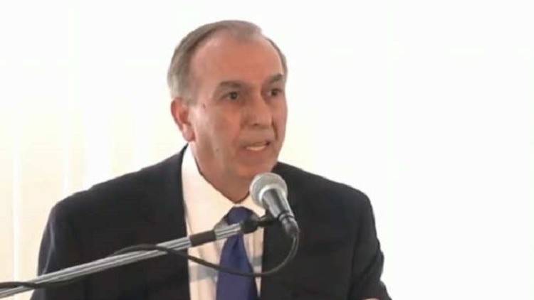 مستشار ترامب: الاتفاق النووي مع إيران قد يلغى