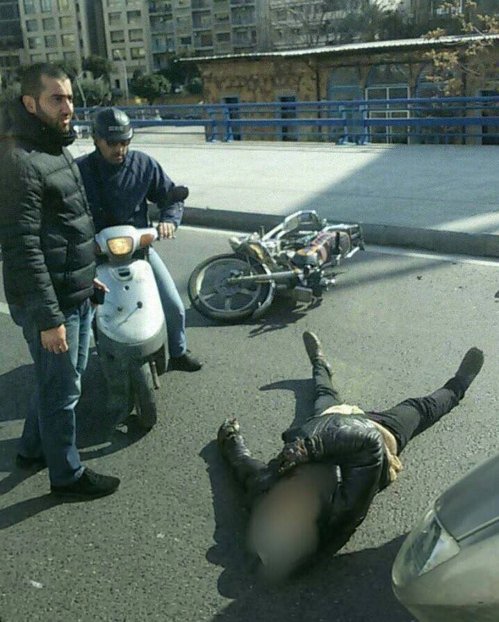 بالصور.. حادث صدم مروع على جسر المرفأ