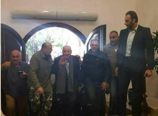 بالفيديو - هكذا خرج الرئيس بري من المستشفى..