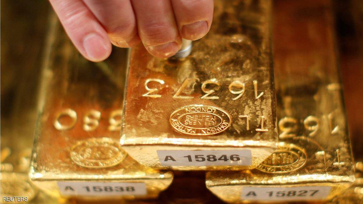 البيانات الأميركية تهوي بالذهب من أعلى مستوياته