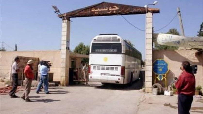 فتح معبرين بين لبنان وسوريا قريبا