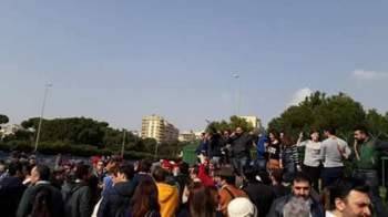 قطع طريق الطيونة - طريق المطار- قصقص بسبب تظاهر ة قرب حرش بيروت