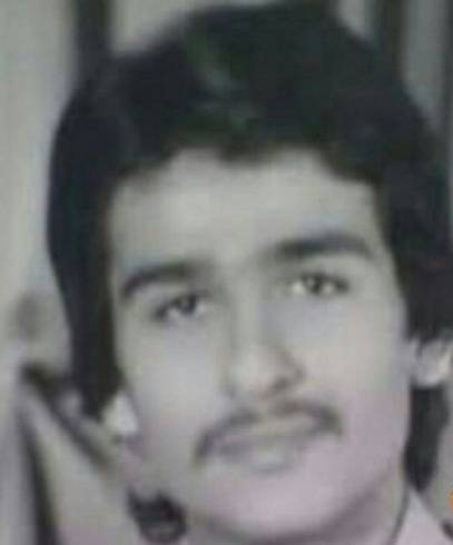 خمنّوا من يكون النجم السوري صاحب الصورة