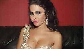 بالصورة ليال عبود كشفت عن مؤخرتها