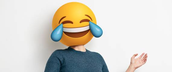 "يختلفان كليةً".. كيف يستخدم الرجال والنساء الـ Emoji في المحادثات؟