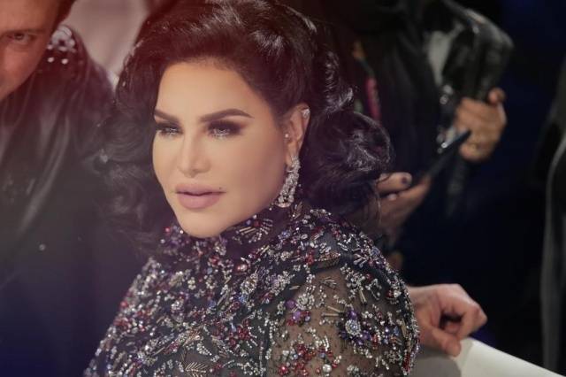 أحلام تستعرض مجوهراتها.. والماسها يشعل الشبكات! كم ثمنها؟