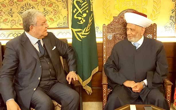 المشنوق من دار الفتوى: ملزَم قانوناً
بدعوة الهيئات الناخبة قبل 21 شباط