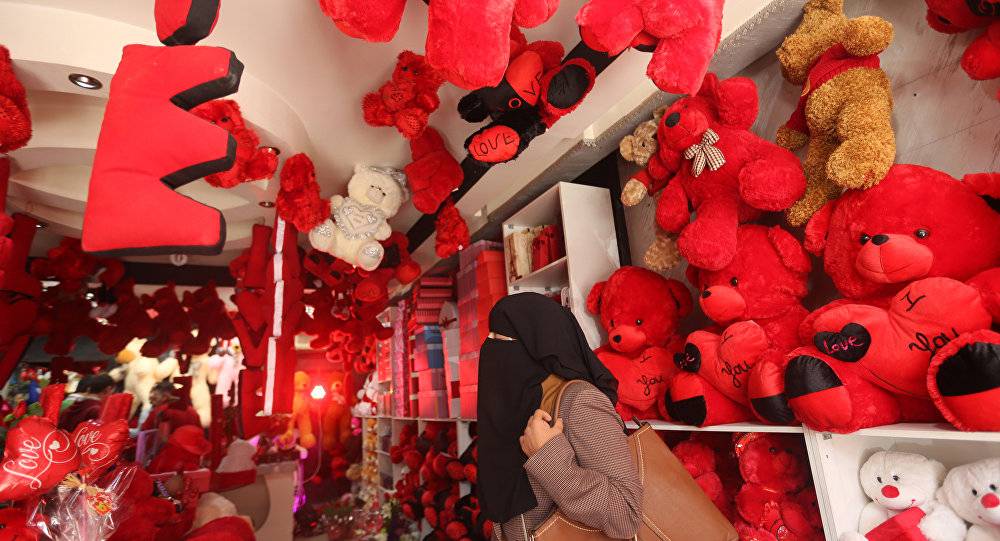 "داعش" يحذر من الاحتفال بـ"عيد الحب" بطريقة إرهابية