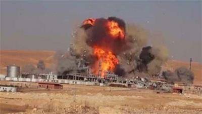 سوريا.. داعش يفجر آبار الغاز والنفط في منطقة جحار بريف تدمر