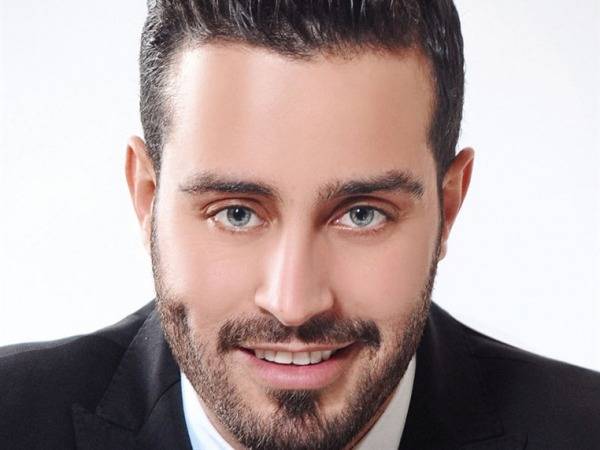 بالصور: هكذا احتفل سعد رمضان بعيد العشاق!