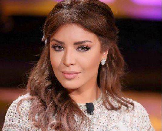 رغم حملها.. أمل بشوشة تنشر صورة جذّابة!