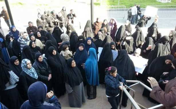 إعتصام لأهالي الموقوفين الإسلاميين في طرابلس والكفاءات:
لإصدار عفو عام وإطلاق أبناءنا