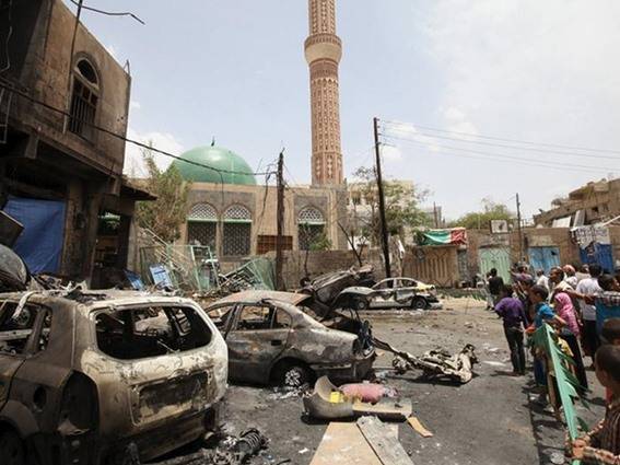 قتلى وجرحى في انفجار سيارة مفخخة في صنعاء