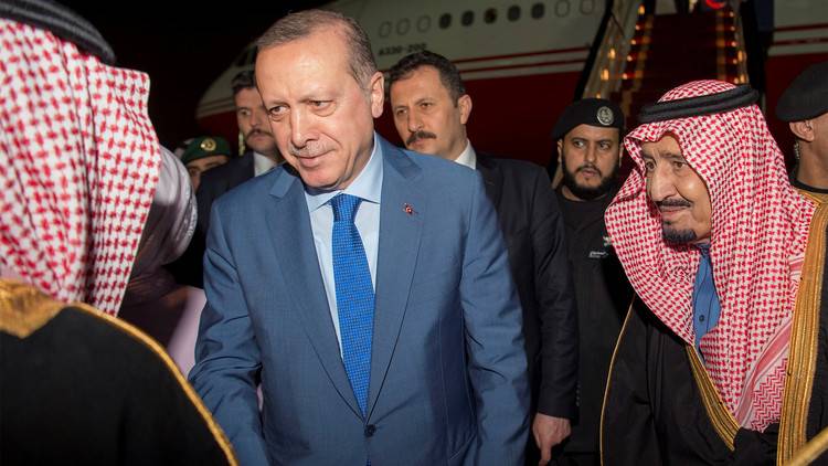 أردوغان يوجه رسالة إلى العالم الإسلامي من السعودية