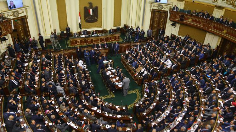 بالأسماء.. برلمان مصر يقر تعديلا وزاريا جديدا