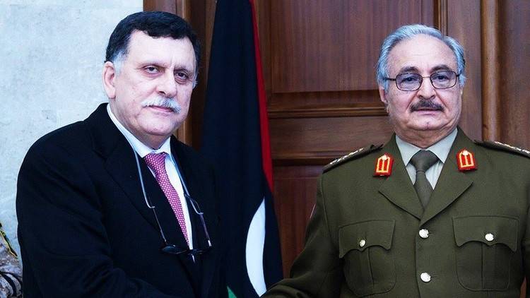 وسائل إعلام ليبية: حفتر يرفض لقاء السراج في القاهرة