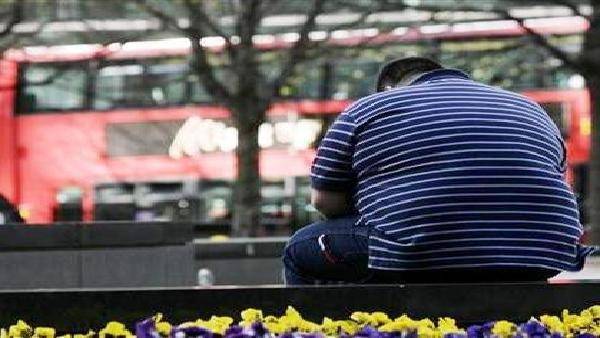 جينة واعدة عند الديدان تكافح البدانة