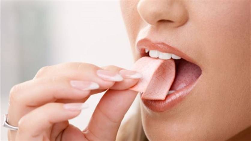 هل فكرتم يوما بأضرار العلكة؟