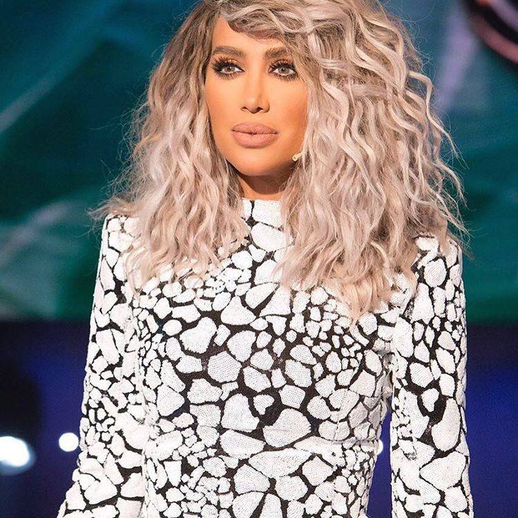 بالفيديو: مايا دياب ترفض تقاليد عيد الحب.. وهذا ما فعلته!