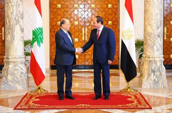 هذه هي هدايا عون للسيسي ولمسؤولين مصريين
