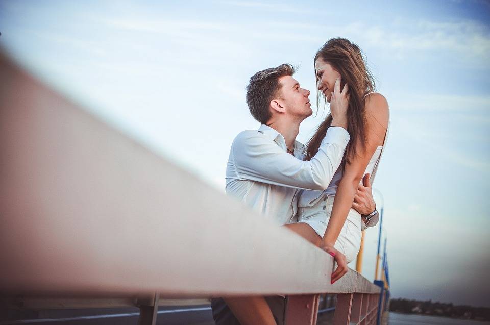 3 طرق تجعل الرجل يريدك وبقوة