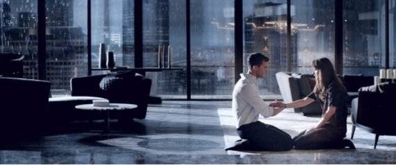 كيف أثَّرت رواية Fifty Shades Darker على سوق الملابس الداخلية المثيرة في عيد الحب!
