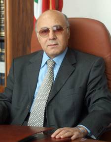 قباني حاضر عن اتفاق الطائف: قوانين الانتخابات المتعاقبة لم تلتزم مبادئ الطائف بل جاءت ظرفية واستثنائية