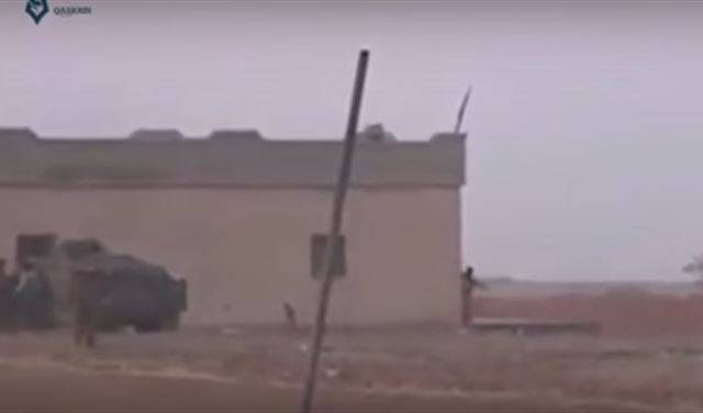 شاهد داعشيا يفجر نفسه بالخطأ في سوريا