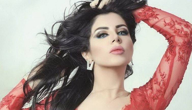حليمة بولند تعلن عن موعد اعتزالها