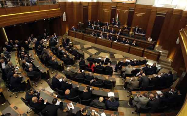 وسائل متعددة في جعبة 8 آذار لاسقاط ايّ قانون غير عادل