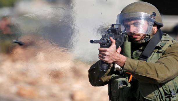 إصابة عشرات الفلسطينيين خلال قمع الاحتلال مسيرات في الضفة
