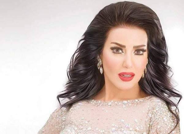 سمية الخشاب وبيومي فؤاد يقضيان 