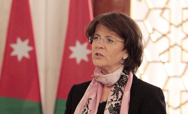 وزيرة السياحة الاردنية وصلت الى بيروت في زيارة رسمية
